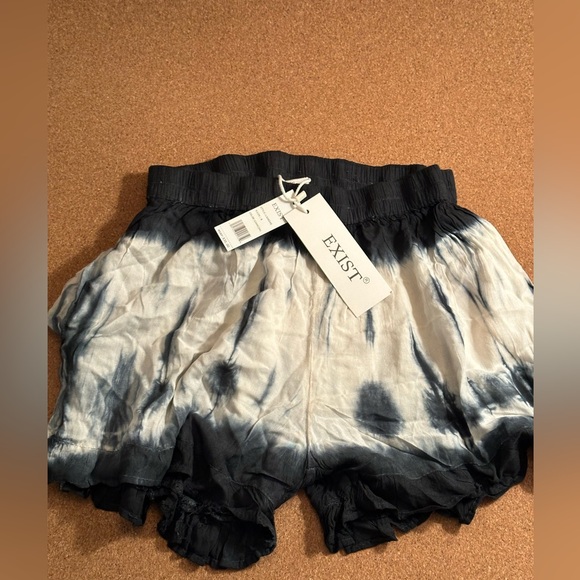 EXIST - CHARCOAL SHIRT AND SHORTS - NWT - Picture 2 of 2